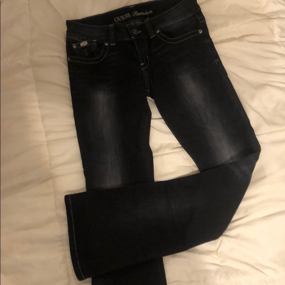 Guess belt bottom jeans